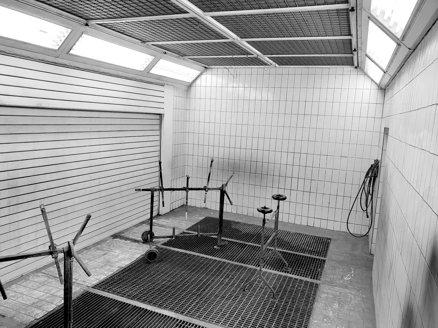 Lackierarbeit an einem Karosseriebauteil